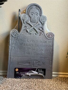 Disney Spirit Hocus Pocus 30" Billy Butcherson Tombstone Blow Mold Prop NEW